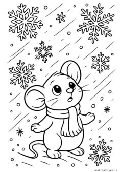 Мышонок впервые видит снежинки